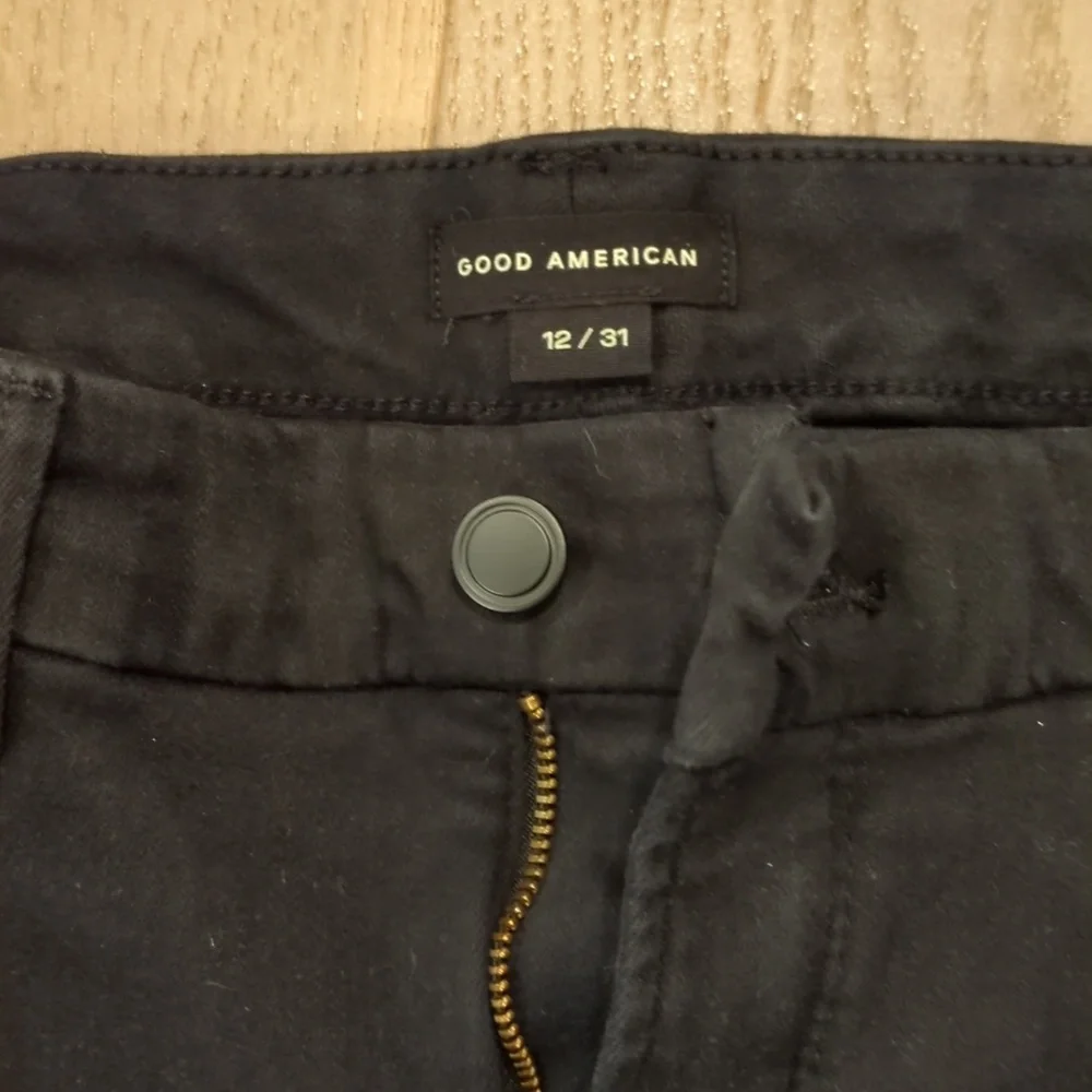 Good American - Picture 2 of 3